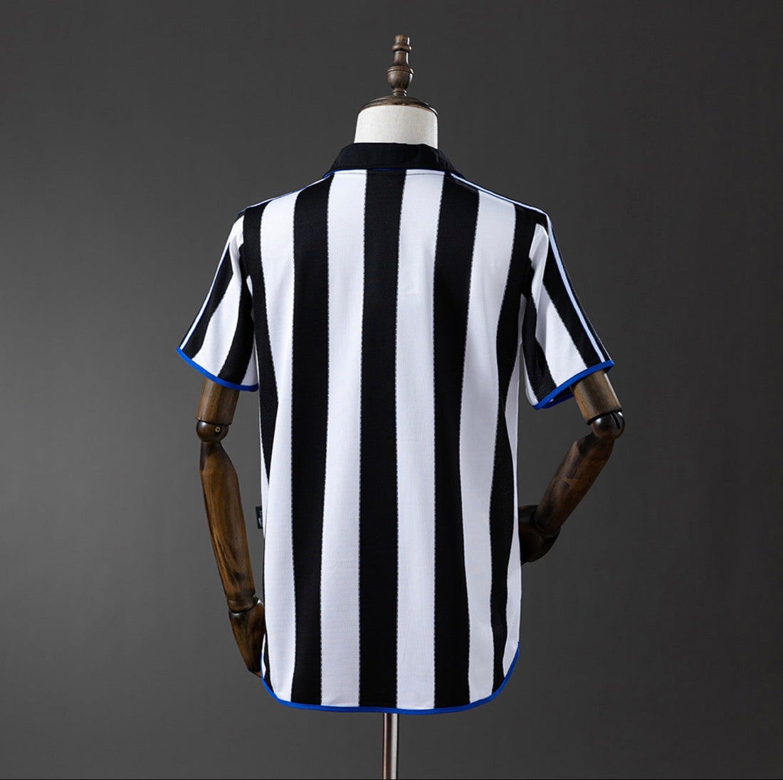 NEWCASTLE HOME 99/00 MAN (RETRO)