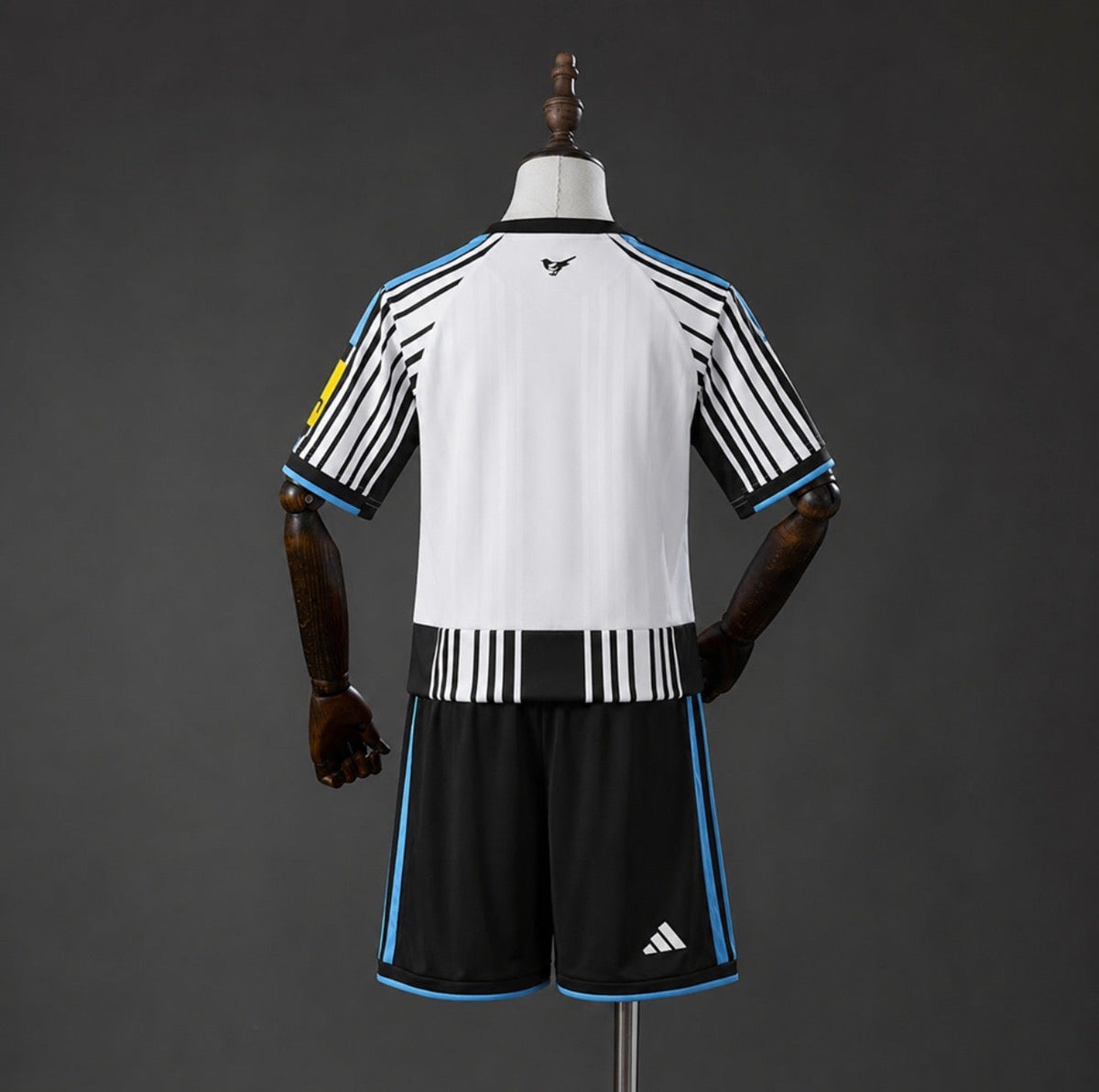 NEWCASTLE HOME 26/27 CHILDREN'S SET