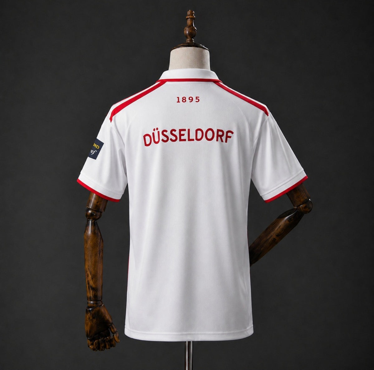 FORTUNA DÜSSELDORF THIRD 26/27 MAN