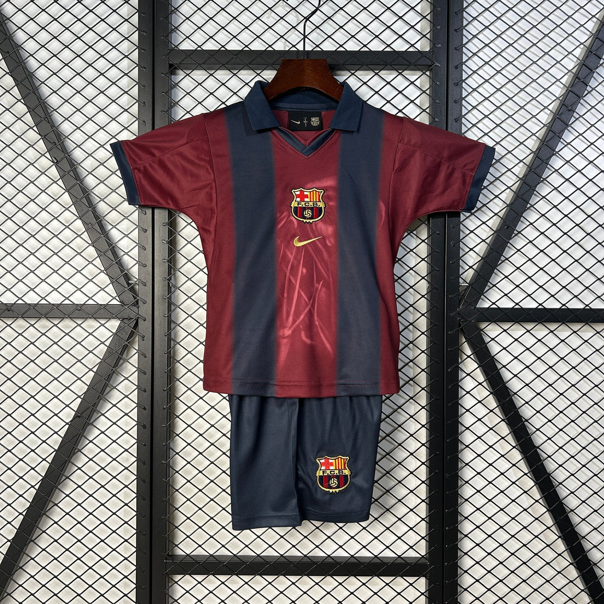 BARCELONA SPECIAL EDITION X 25/26 KID SET