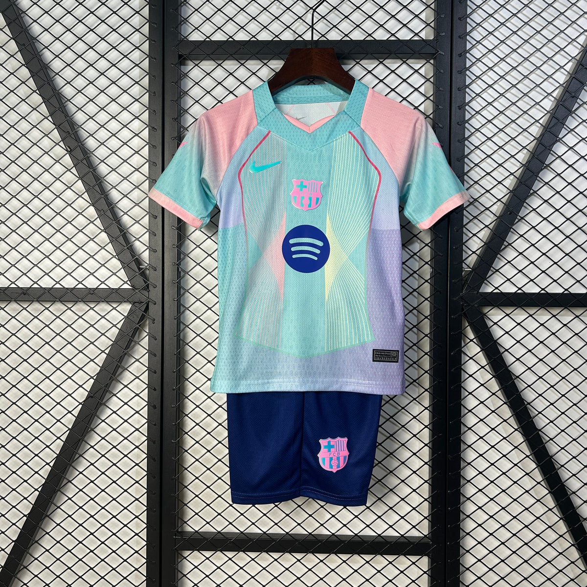 BARCELONA SPECIAL EDITION XIII 25/26 KID SET