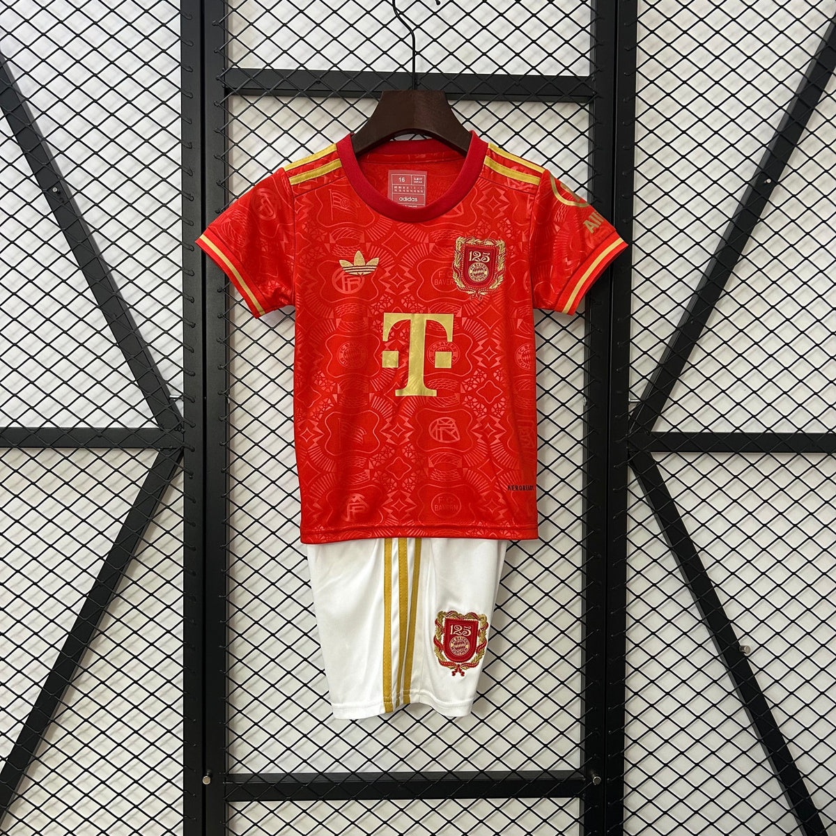 BAYERN MUNICH ANNIVERSARY EDITION 125° 25/26 KID SET