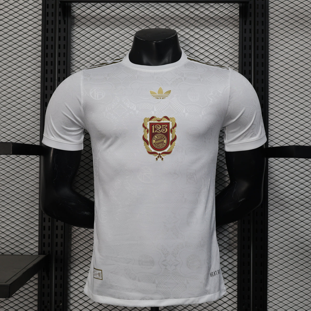 BAYERN MUNICH ANNIVERSARY EDITION 125° V 25/26 MAN (PLAYER VERSION)