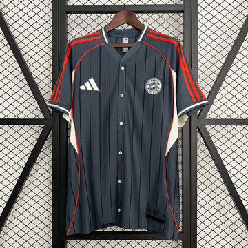 BAYERN MUNICH EDICIÓN BASEBALL I 25/26 MAN