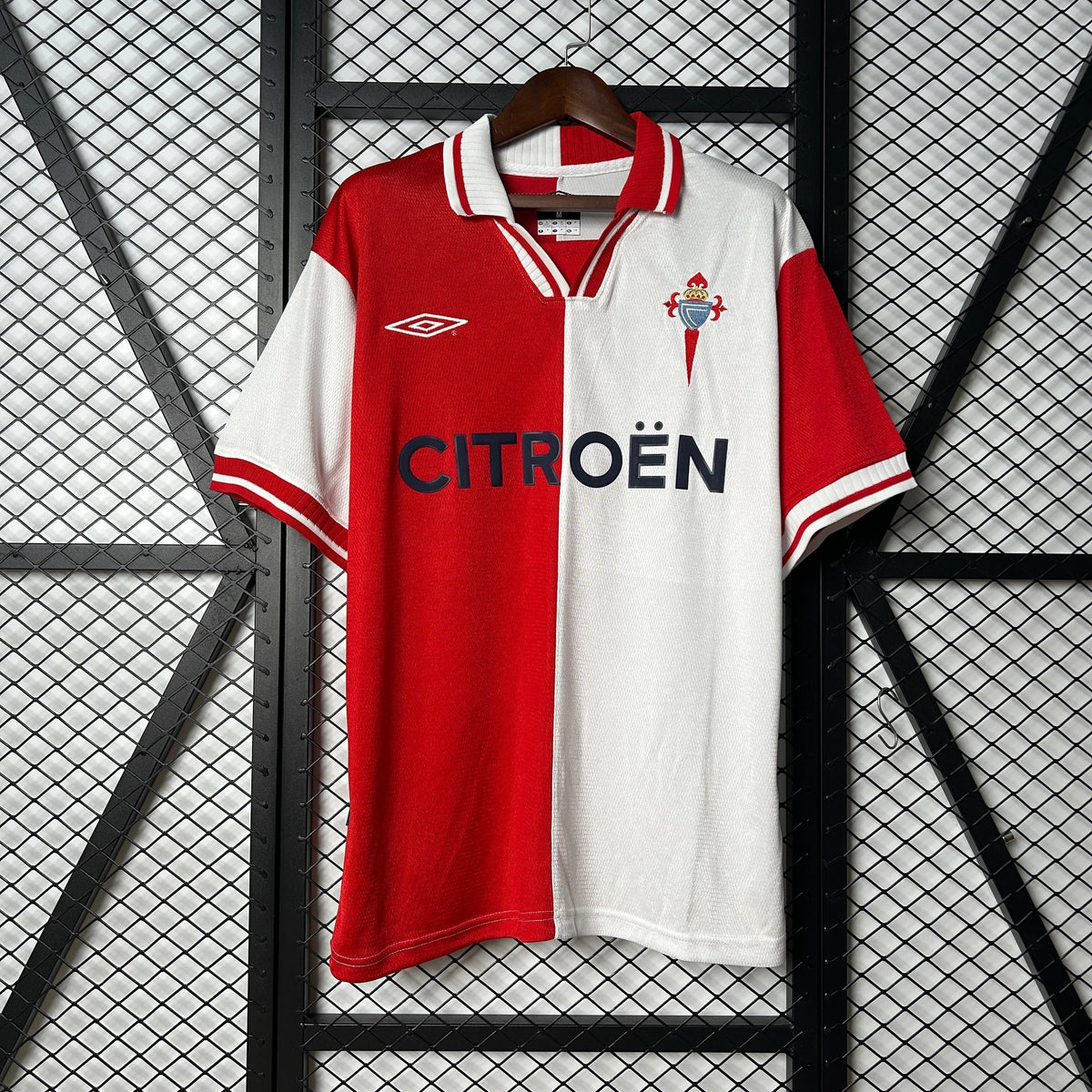 CELTA DE VIGO II 01/02 MAN (RETRO)