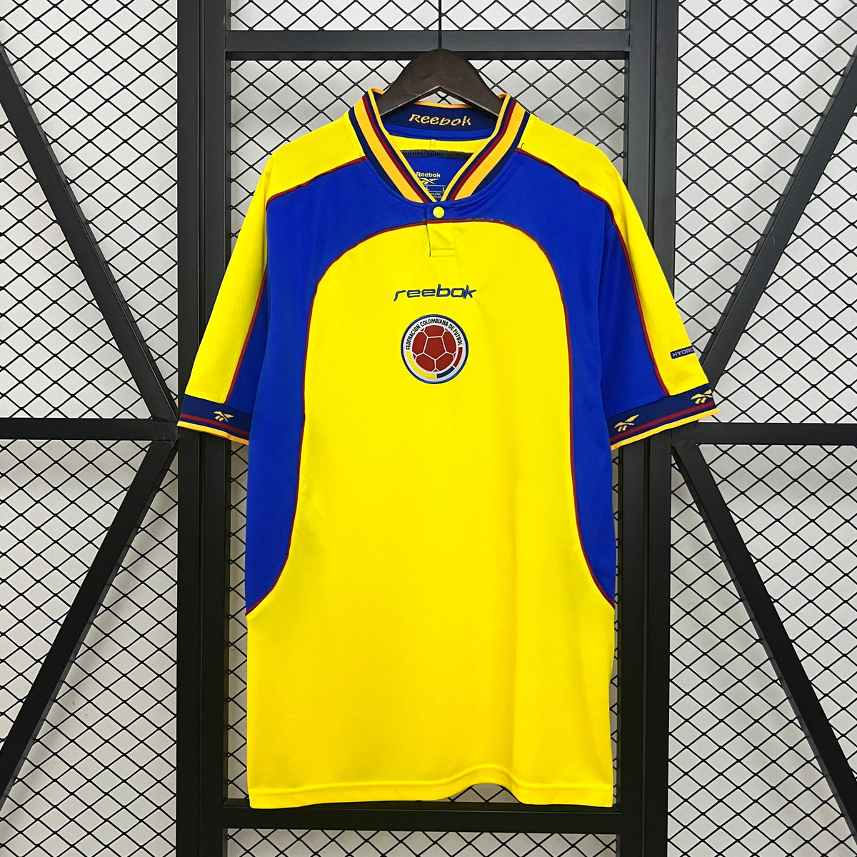 COLOMBIA I 01/02 MAN (RETRO)
