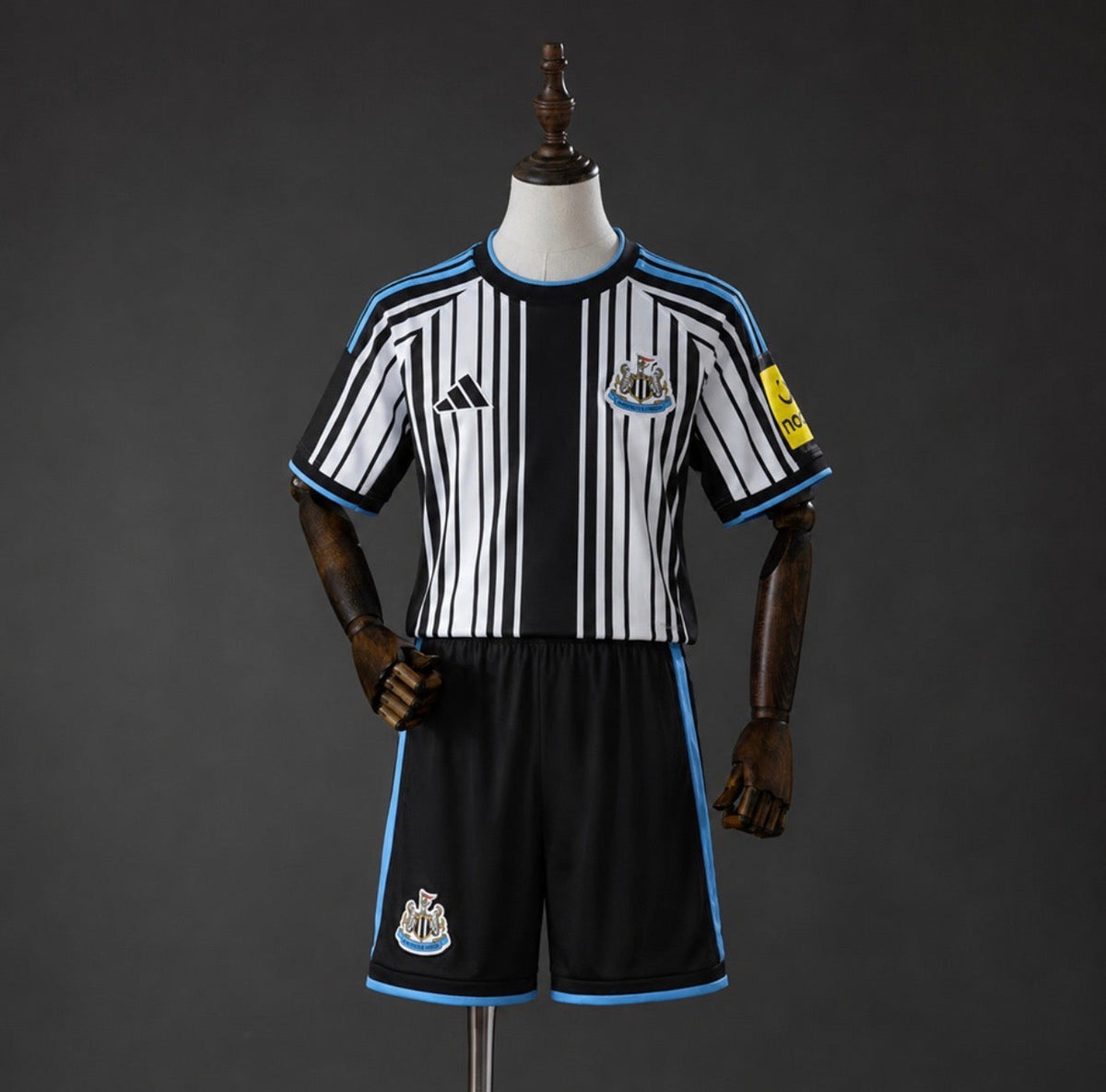NEWCASTLE HOME 26/27 CHILDREN'S SET