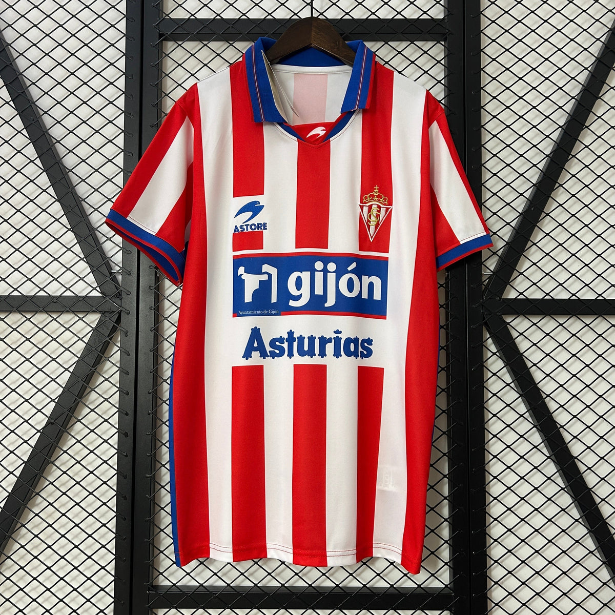 GIJÓN I 01/02 MAN (RETRO)