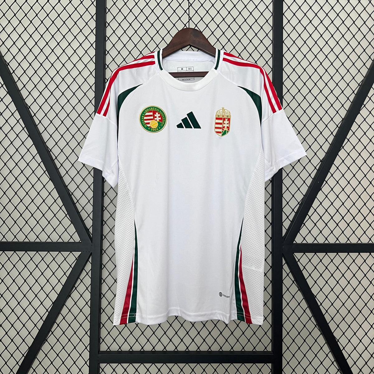 HUNGARY II 2025 MAN