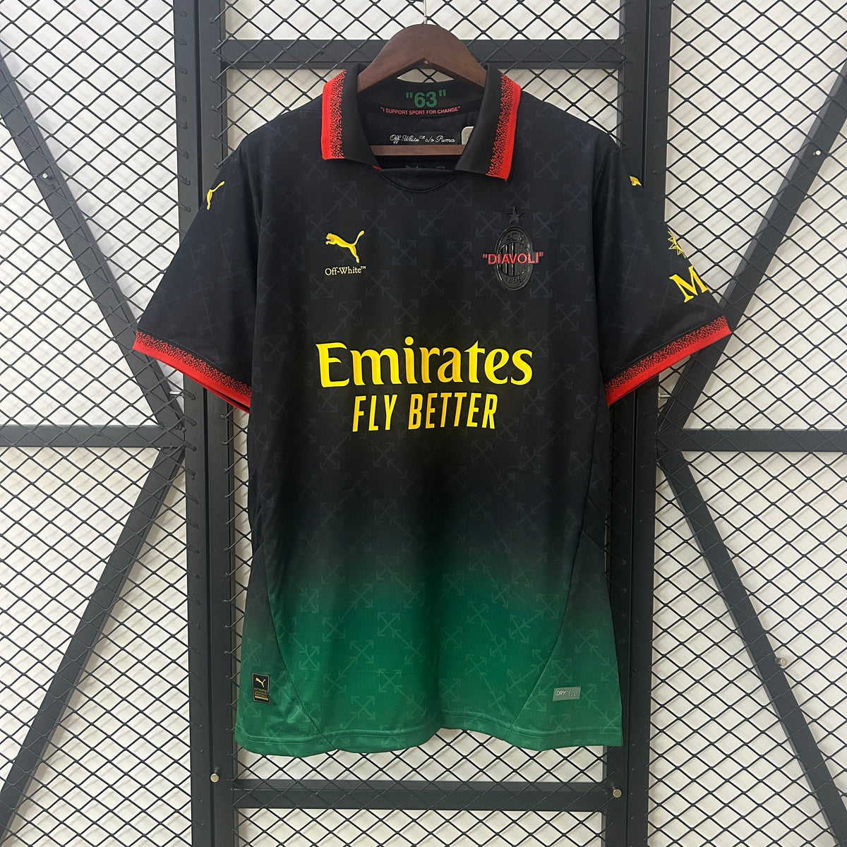 MILAN LIMITED EDITION II 25/26 MAN