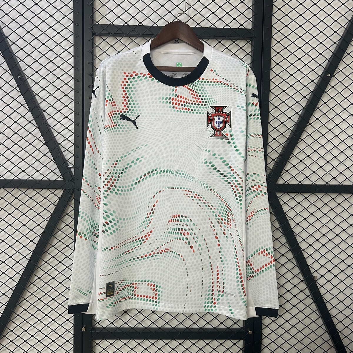 PORTUGAL II 2O25 MAN (LONG SLEEVE)
