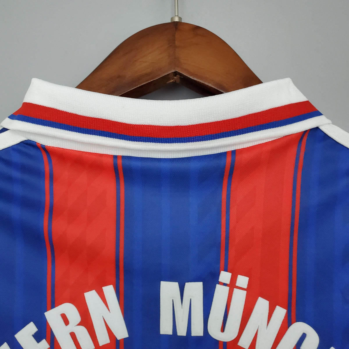 BAYERN MUNICH I 1995 MAN (RETRO)