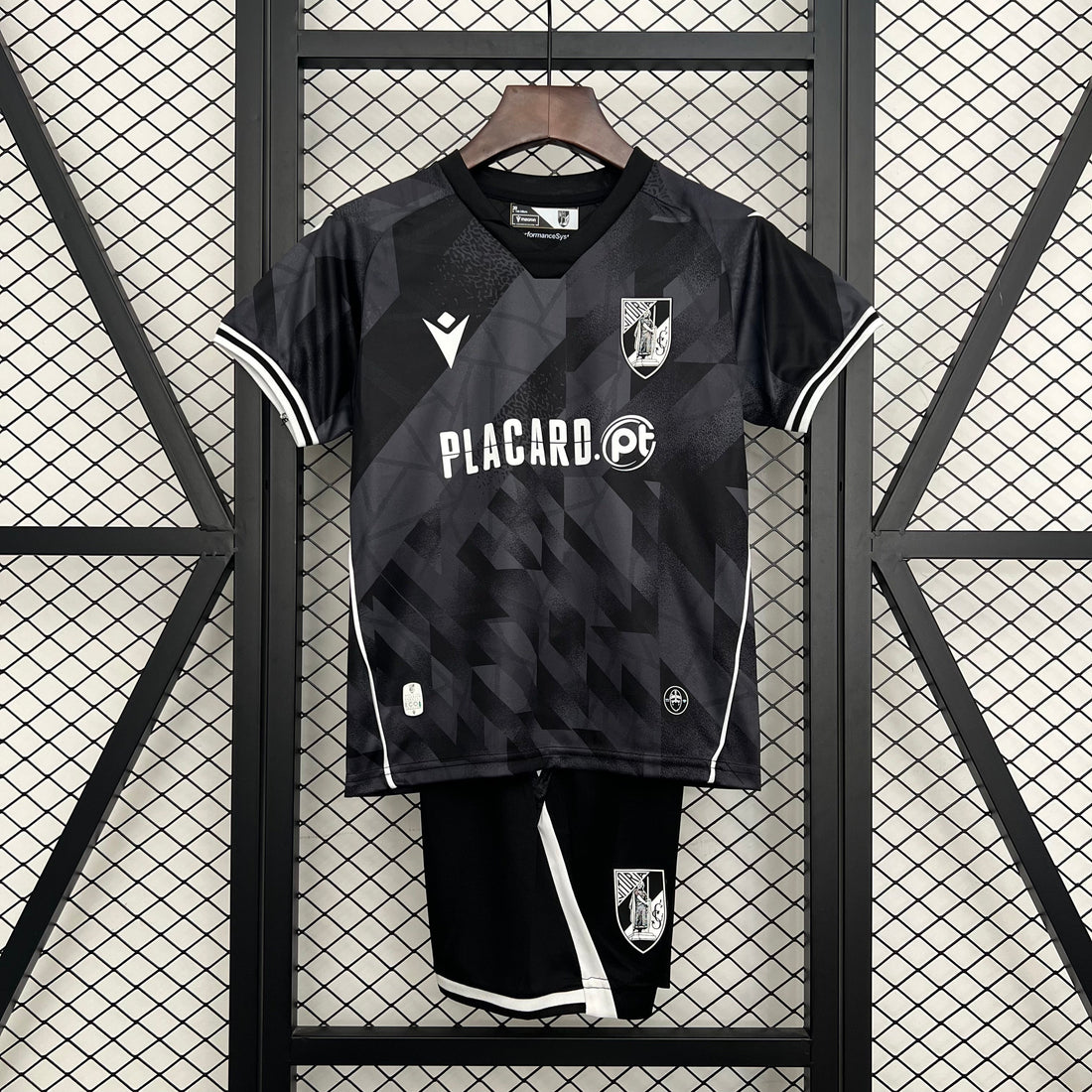 VITÓRIA DE GUIMARÃES II 25/26 KID SET