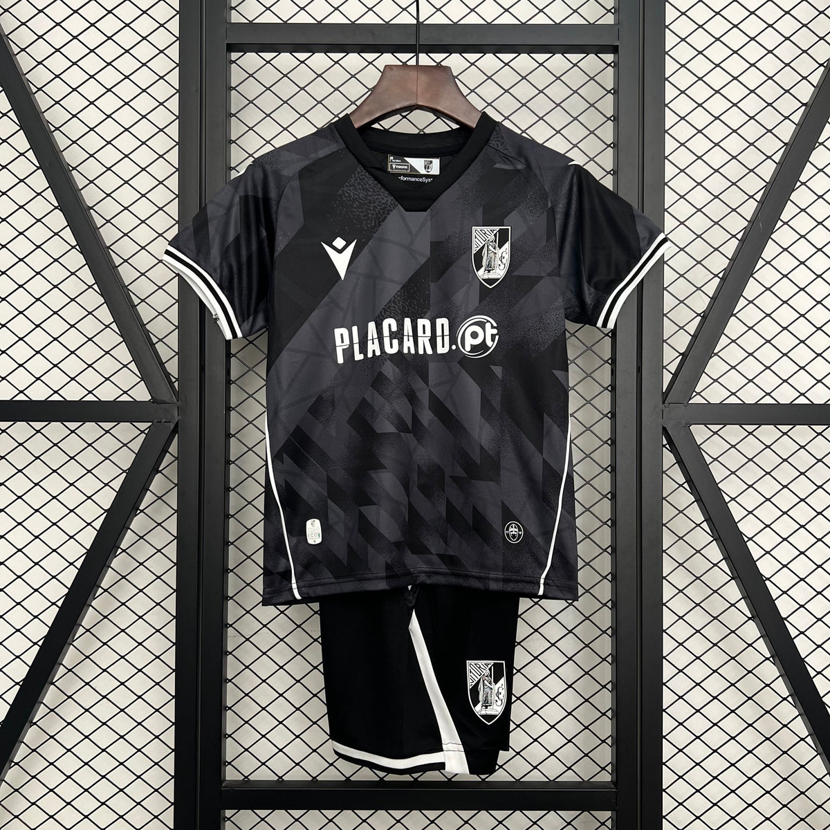 VITÓRIA DE GUIMARÃES II 25/26 KID SET