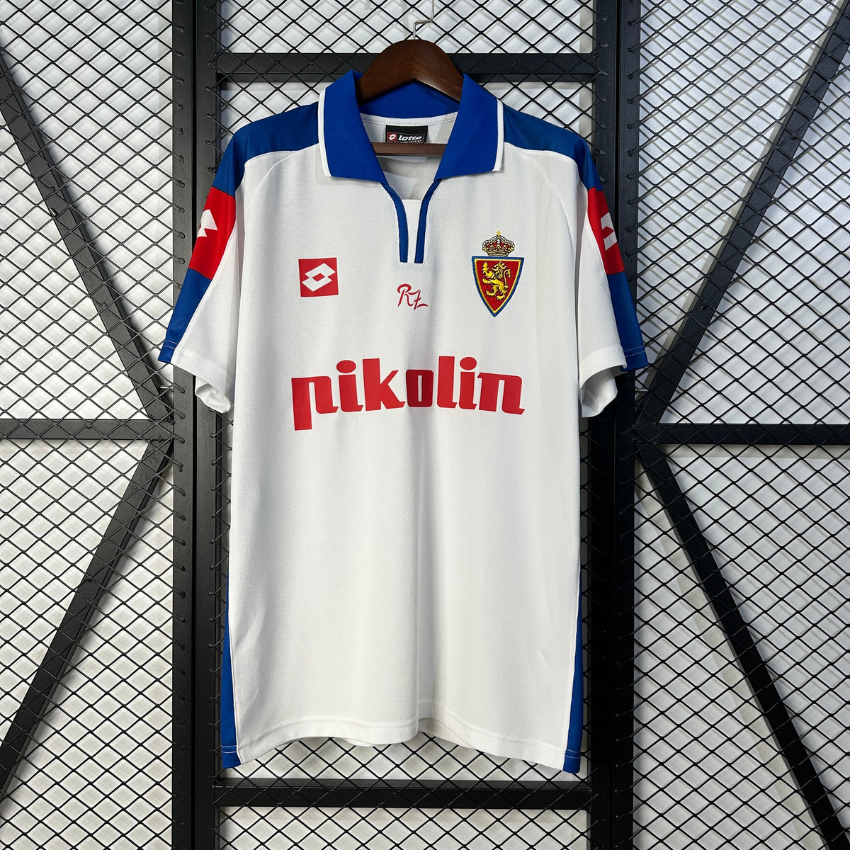 ZARAGOZA I 2004 MAN (RETRO)