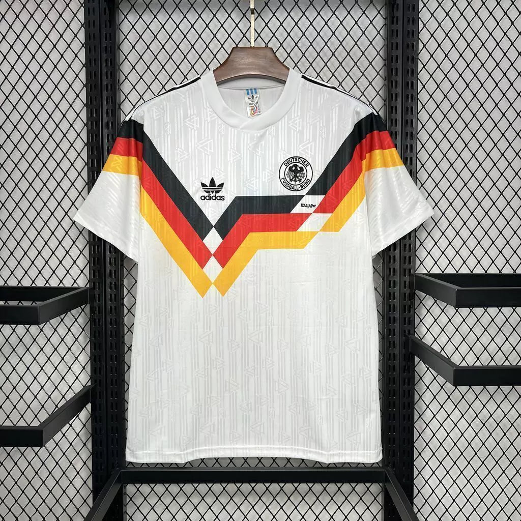 GERMANY HOME 1990 MAN (RETRO)