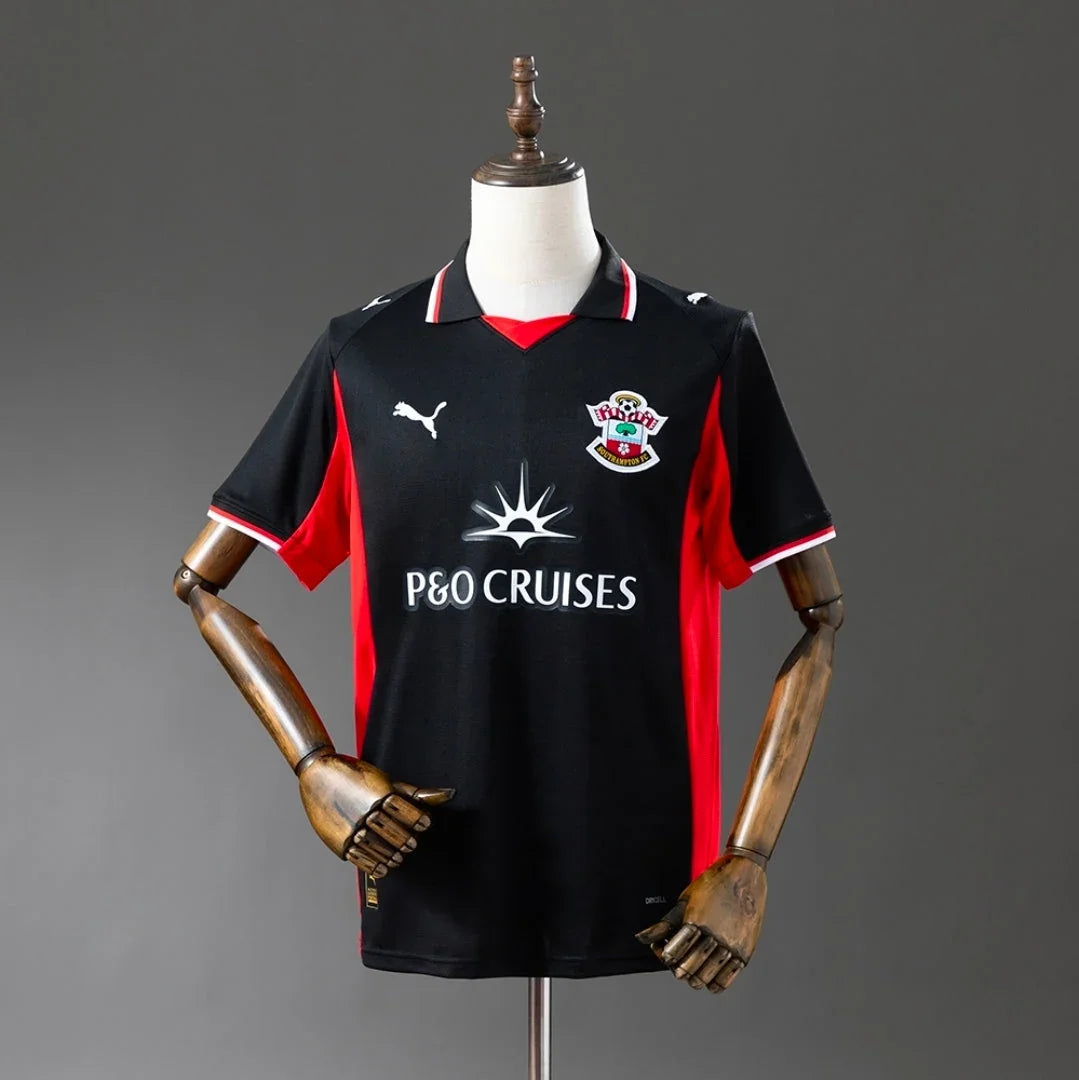 SOUTHAMPTON THIRD 25/26 MAN