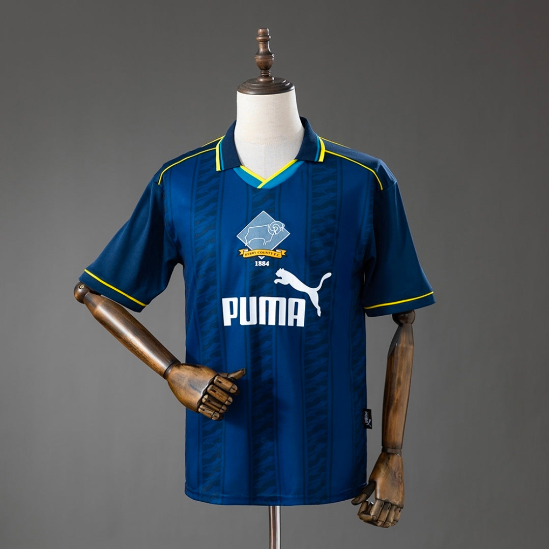 DERBY COUNTY AWAY 95/96 MAN (RETRO)