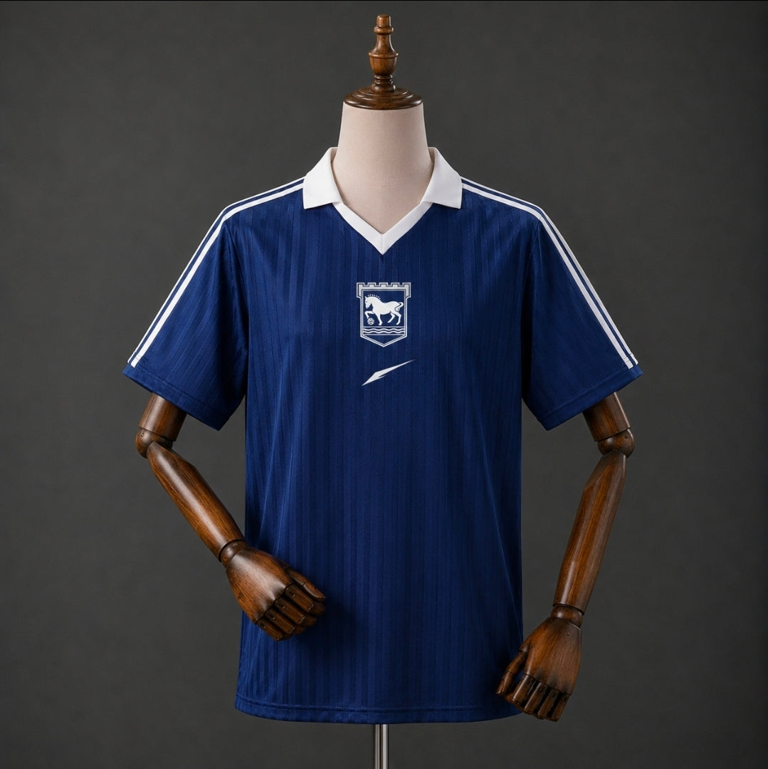 IPSWICH TOWN × DRIBBLE
