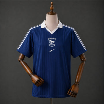 IPSWICH TOWN × DRIBBLE