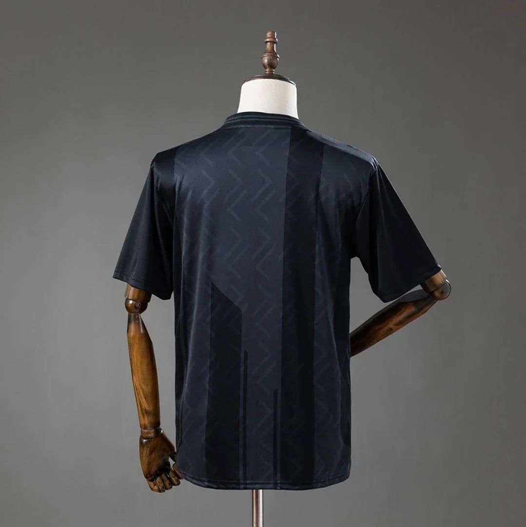 SOUTHAMPTON ALL BLACK 93/95 MAN (RETRO)
